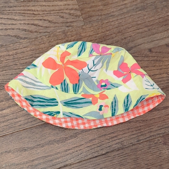 Girls‎ 18M Bucket Hat Reversible - Picture 1 of 4